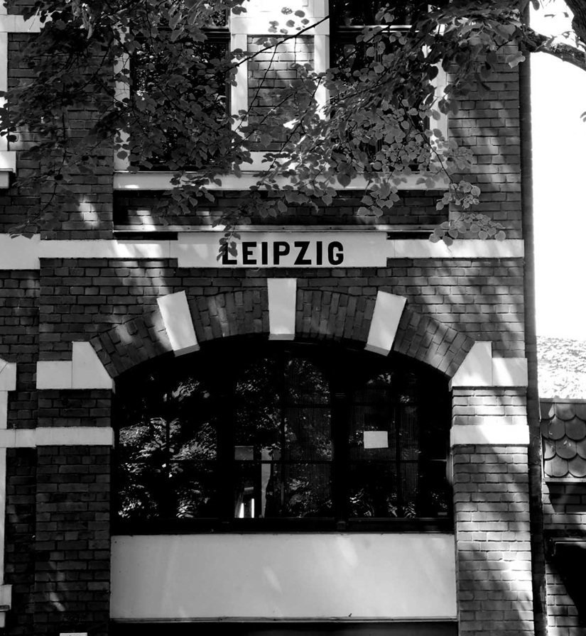Klickstream Online Marketing: Hauswand mit dem Schriftzug Leipzig im Stadtteil Schleußig